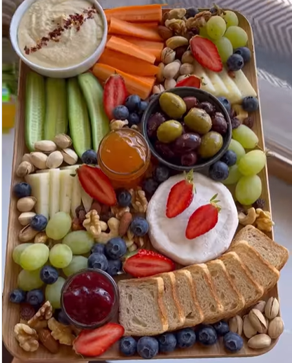 Create the Perfect Snack Board with These Simple and Delicious Ingredients