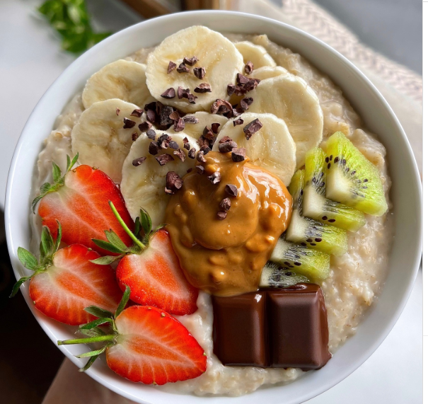 Delicious Oatmeal Recipe with Tasty Toppings